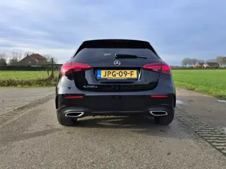 Foto 15 van Mercedes-Benz A-Klasse 250 e Star Edition AMG Line - 165 Pk - Euro 6 - Navi - Sfeerverlichting