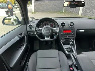 Foto 14 van Audi A3 Sportback 1.8 TFSI Ambition Business Edition