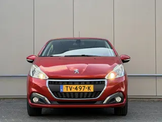 Foto 16 van Peugeot 208 1.2 - navi - automaat - nap! - airco -