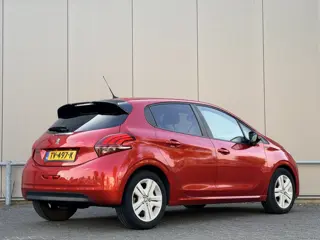 Foto 12 van Peugeot 208 1.2 - navi - automaat - nap! - airco -