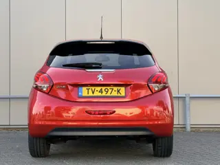Foto 13 van Peugeot 208 1.2 - navi - automaat - nap! - airco -