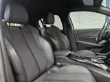 Foto 29 van Peugeot 208 1.2 PureTech GT Pack Inclusief Afleveringskosten