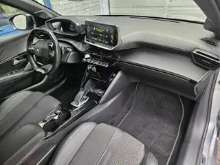 Foto 17 van Peugeot 208 1.2 PureTech GT Pack Inclusief Afleveringskosten