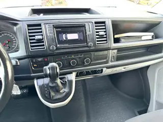 Foto 13 van Volkswagen Transporter 2.0 TDI L2H1 Highline AUTOMAAT MARGE