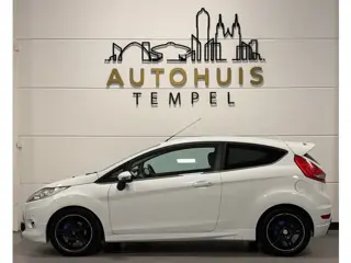 Foto 15 van Ford Fiesta 1.25 Trend Airco Climate Elektrische Ramen 15Inch