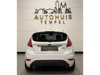 Foto 17 van Ford Fiesta 1.25 Trend Airco Climate Elektrische Ramen 15Inch