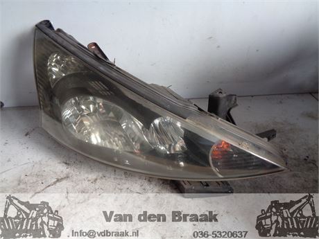 Mitsubishi Grandis 2004-2011 Koplamp rechts