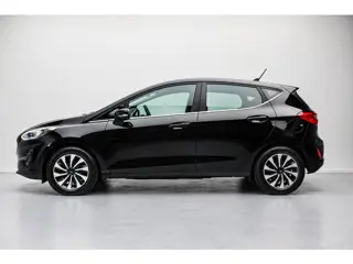 Foto 14 van Ford Fiesta 1.0 EcoBoost 125PK Hybrid Titanium NL-auto [ Carplay LED Draadloze Telefoonlader Parkeer