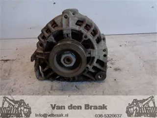 Renault Clio 1.2 16V 2001-2003 Dynamo