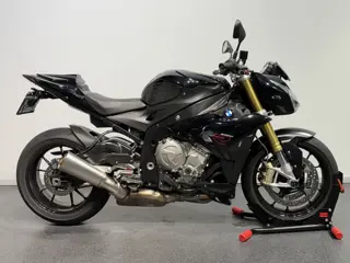 BMW S 1000 R model D (bj 2016)