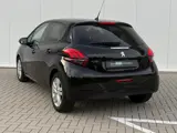 Foto 26 van Peugeot 208 1.2 PureTech Signature  | extreem lage km stand | stoelverwarming | carplay | Heel netje