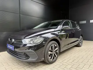 Volkswagen Polo 1.0 TSI Edition fabrieksgarantie, vol opties!! BTW auto, ondernemers kunnen de btw t