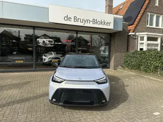 Foto 13 van Toyota Aygo X Hybrid 115 pulse + easy pack stoelverwarming / keyless start / parkeersensoren voor +