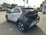 Foto 28 van Toyota Aygo X Hybrid 115 pulse + easy pack stoelverwarming / keyless start / parkeersensoren voor +