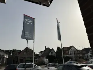 Foto 11 van Toyota Aygo X Hybrid 115 pulse + easy pack stoelverwarming / keyless start / parkeersensoren voor +