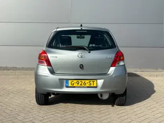 Foto 16 van Toyota Yaris 1.0 VVTi Acces Airco| 5Drs