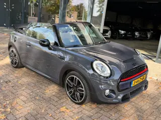 Foto 13 van Mini Cabrio 2.0 Cooper S Chili Serious Business JCW|Nieuwstaat