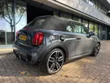 Foto 26 van Mini Cabrio 2.0 Cooper S Chili Serious Business JCW|Nieuwstaat