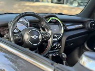 Foto 17 van Mini Cabrio 2.0 Cooper S Chili Serious Business JCW|Nieuwstaat