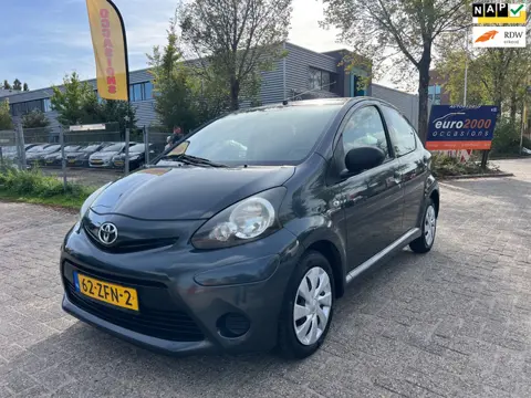Toyota Aygo 1.0 VVT-i Comfort - Airco - elektr ramen - 5Drs