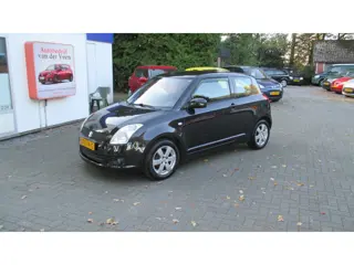 Suzuki SWIFT 1.3 Base