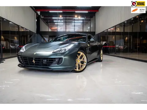 Ferrari GTC4 3.9 V8 Lusso T