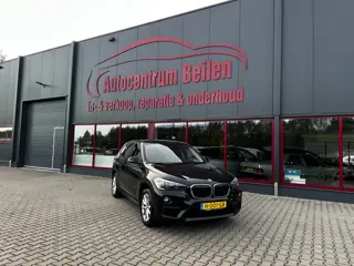 Foto 19 van BMW X1 SDrive18d High Executive / Automaat / Trekhaak / Navi / Cruise / Stoelver. /