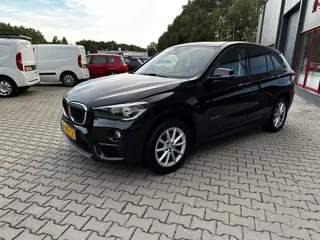 Foto 13 van BMW X1 SDrive18d High Executive / Automaat / Trekhaak / Navi / Cruise / Stoelver. /