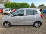 Foto 24 van HYUNDAI I10 1.1 i-Drive Cool RADIO CD/AIRCO/CENTR.VERGR/ELEC.RAMEN VOOR
