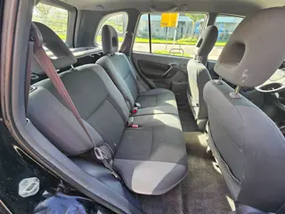 Foto 11 van Toyota RAV4 2.0 D4-D Sol - Airco - Electr Ramen -