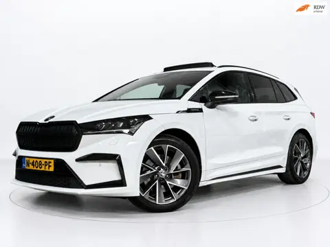 Skoda Enyaq iV 80 Sportline Panoramadak Carplay Hud Led