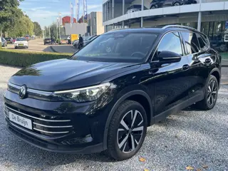 Foto 14 van Volkswagen Tiguan 1.5 eHybrid DSG Elegance (Trekhaak,Camera,IQ,Headup)