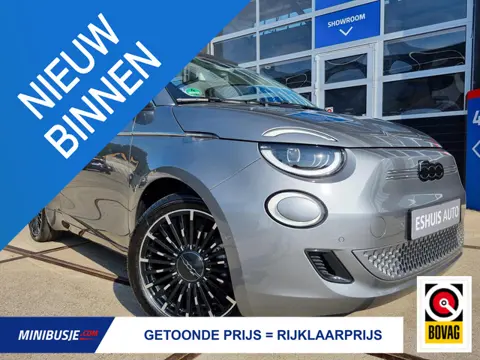 Fiat 500e Cabrio La Prima by Bocelli 42 kWh JBL / 17 INCH / CAMERA / NAVI / 9.558 KM.