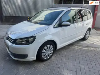 Volkswagen Touran 1.2 TSI Trendline Bluemotion 7p. NAVI AIRCO