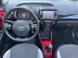 Foto 25 van Toyota Aygo 1.0 VVT-i X-Sport Cabrio | Lage km-stand | Open dak / Camera / Multimedia /