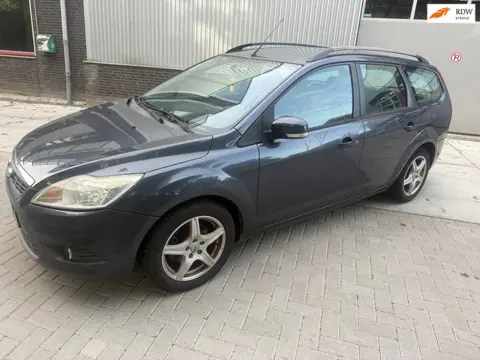 Ford Focus Wagon 1.6 Titanium