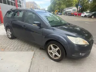 Foto 20 van Ford Focus Wagon 1.6 Titanium