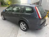 Foto 28 van Ford Focus Wagon 1.6 Titanium