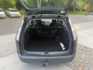 Foto 12 van Ford Focus Wagon 1.6 Titanium