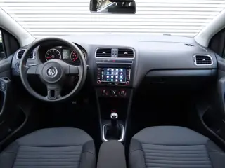 Foto 11 van Volkswagen Polo 1.4 5-Deurs Comfortline Airco Carplay