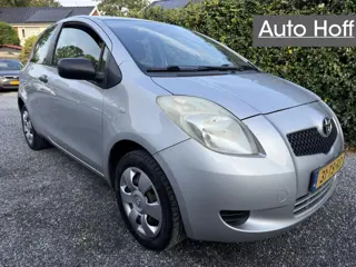 Toyota Yaris 1.0 VVTi Terra | Elekt. Ramen | Radio / CD | Stuurbekrachtiging | APK tot 30-09-2027!