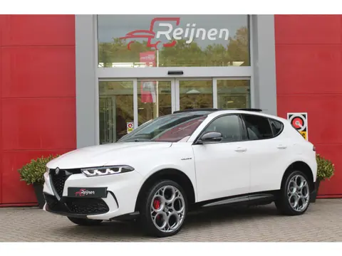Alfa Romeo Tonale 1.3T 280PK Q4 PHEV VELOCE | PANORAMISCH SCHUIF/KANTEL DAK | PREMIUM PACK: LEDEREN 