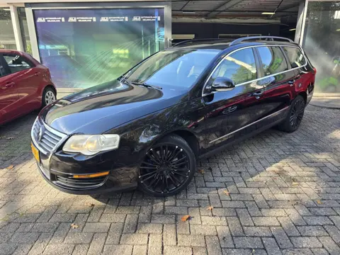 Volkswagen Passat Variant 2.0 TFSI Sportline AUTOMAAT | PANO | STOELVERWARMING | CRUISE | AIRCO | LM