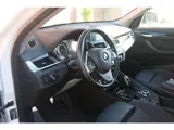 Foto 26 van BMW X1 sDrive18i 140pk Aut. Executive Edition - Navigatiesysteem - Achteruitrijcamera - Cruise contr