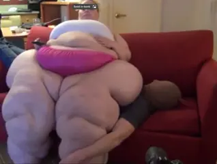 man zoekt zware tot zeer zware vrouw die mij als zitplaats gebruikt