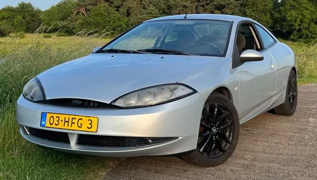 Ford Cougar 1999, 2.5 liter V6