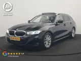 Foto 22 van BMW 3 Serie Touring 320e Luxury Line Facelift PHEV Dealer O.H. | Trekhaak Af Fabriek | Panodak | Hea