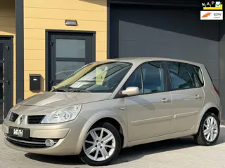 Renault Scénic 2.0-16V Business Line - Airco - Trekhaak - Cruise Control - APK tot Maart 2027