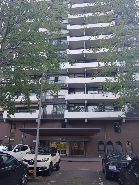Woning aan de Westelijk Halfrond te Amstelveen