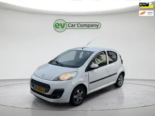 Peugeot 107 1.0 Active | 5 Deurs | Nieuwe apk | Airco | 1e Eigenaar! | 62k km NAP | Lichtmetalen vel